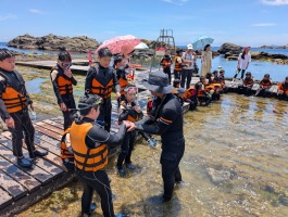 114.06.23龍洞灣浮潛活動:PXL_20250623_033247835
